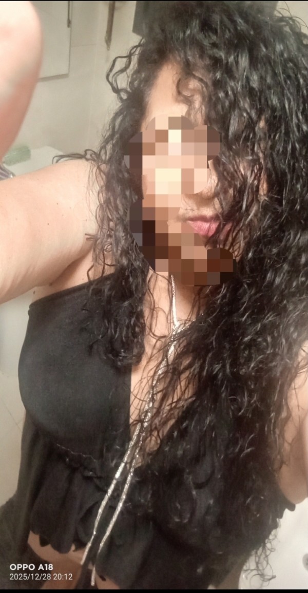 VILLAVA PAMPLONA TRABAJO SOLA PISO PRIVADO MÁXIMA DISCRECIÓN CACHONDA 24hor