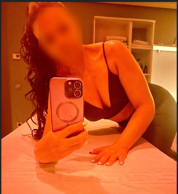 Carla,manos mágicas que relajan todo tu cuerpo