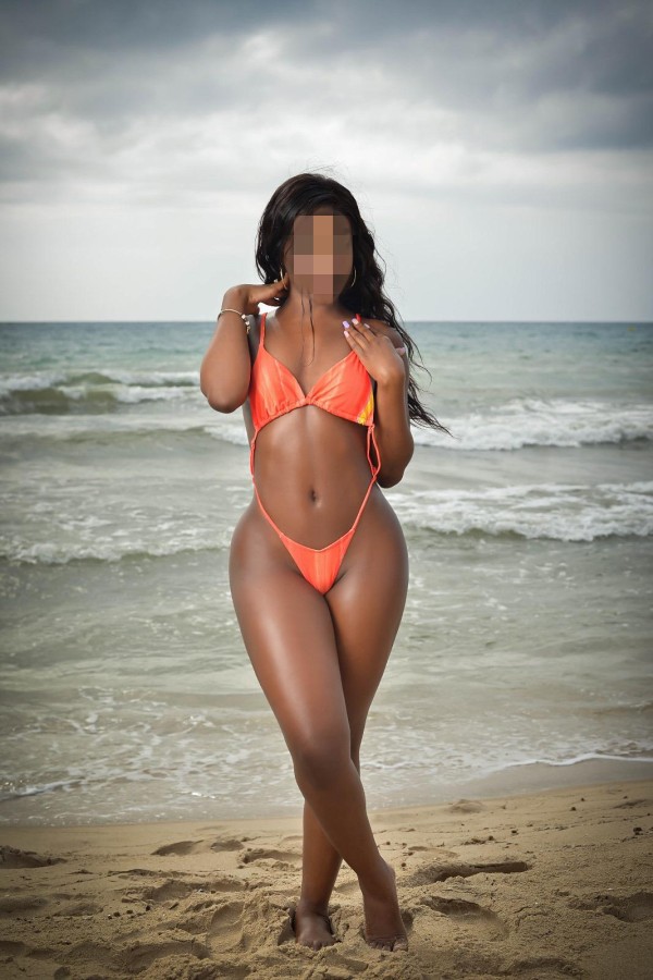 DIOSA DEL EROTISMO MUY COMPLACIENTE NOVEDAD