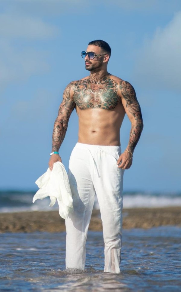 CUBANO CACHAS EMPOTRADOR!!! NOVEDAD!!!