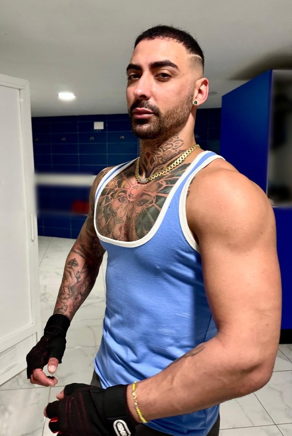 CUBANO CACHAS EMPOTRADOR!!! NOVEDAD!!!