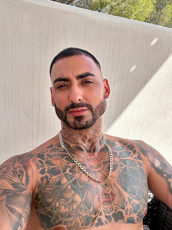 CUBANO CACHAS EMPOTRADOR!!! NOVEDAD!!!