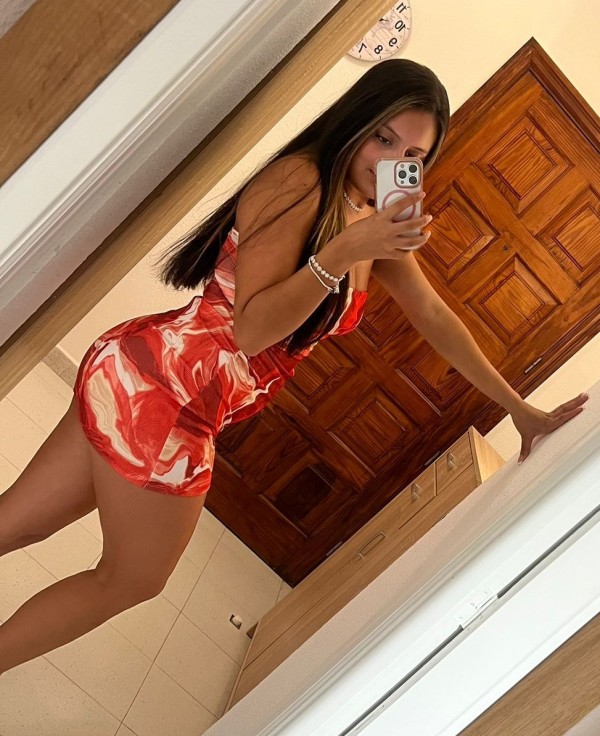 MIA… UNICA.. SEXY … ATEVIDA.. ARRECIFE – LANZAROTE