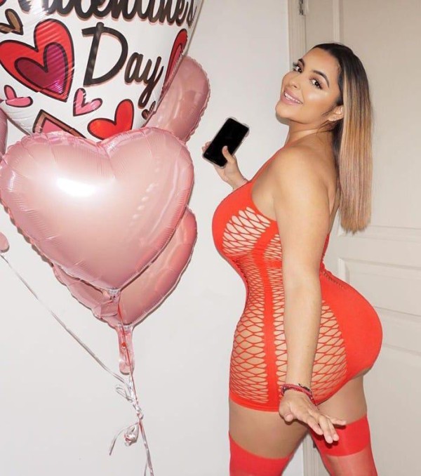 Carina, tu Puta ardiente, Fiestera…