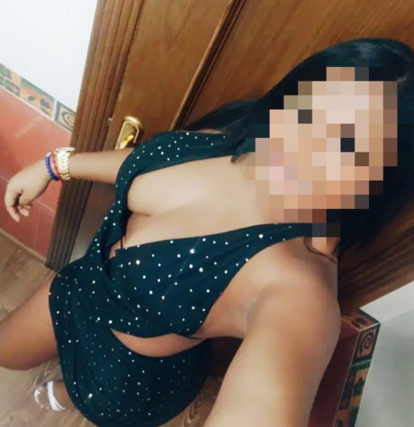 RICA Y HERMOSA COLOMBIANA EN LA ZONA