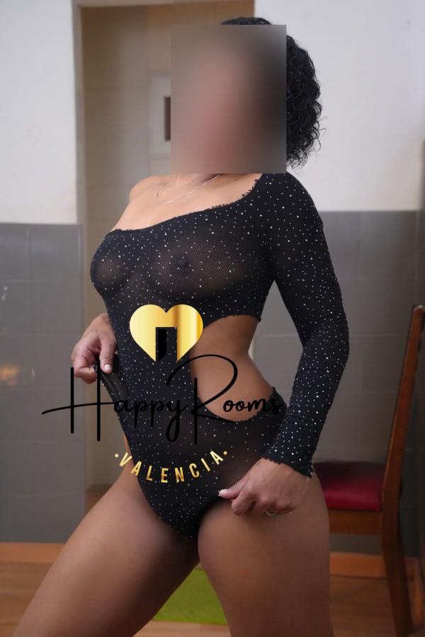 *¡ESPECTACULAR, SEDEUCTORA Y DELGADA MORENA!*