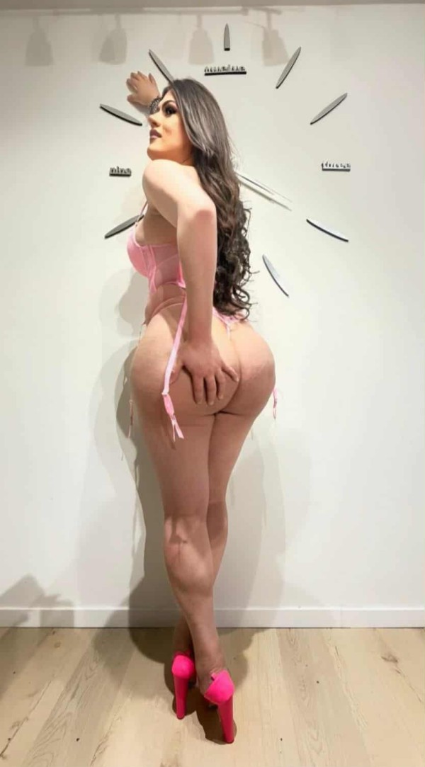 TRANS DOMINANTE FIESTERA COMPLACIENTE A FULL