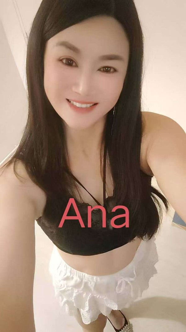 JÓVENES ASIÁTICAS MUY GUAPAS EN USERA 24H