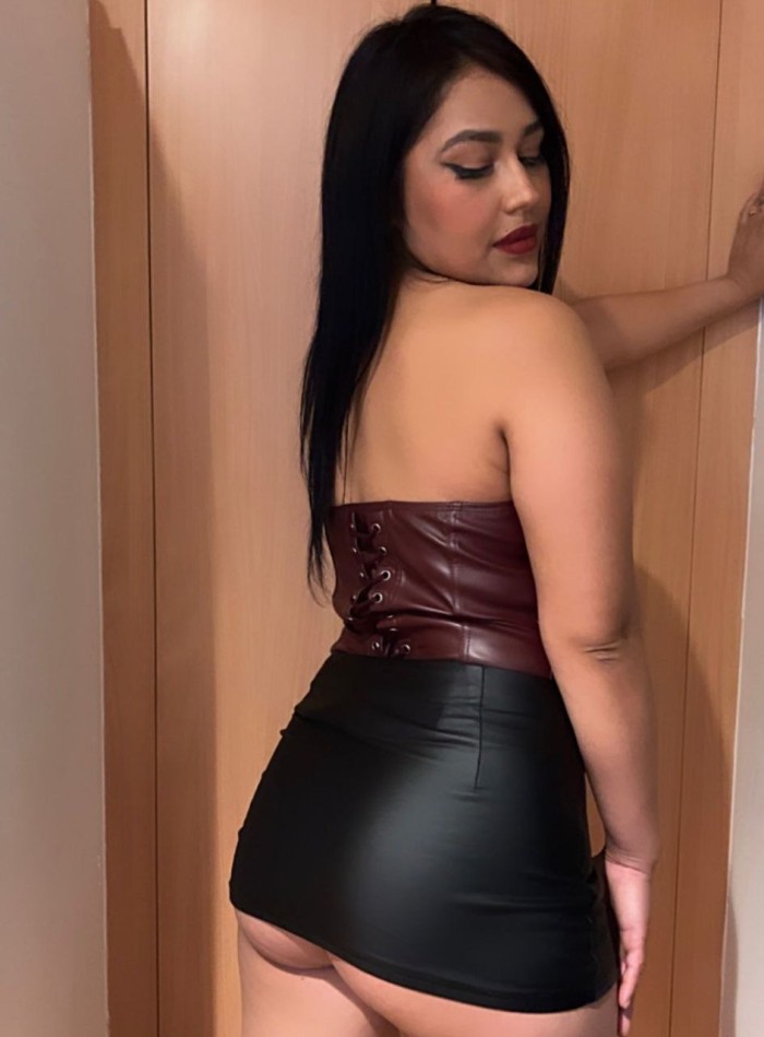 ESTOY DESESPERADA POR TENER SEXO DIVERTIDA SEXY