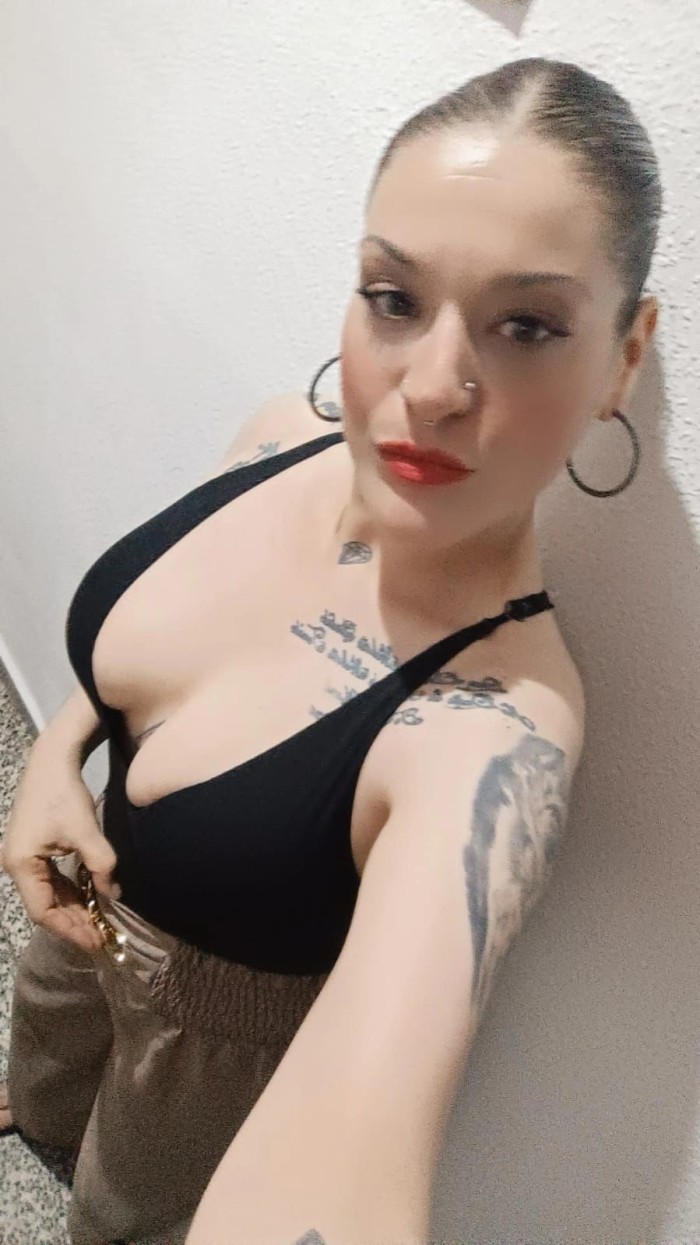 Sexo anal profundo, lésbico , tríos fiestera
