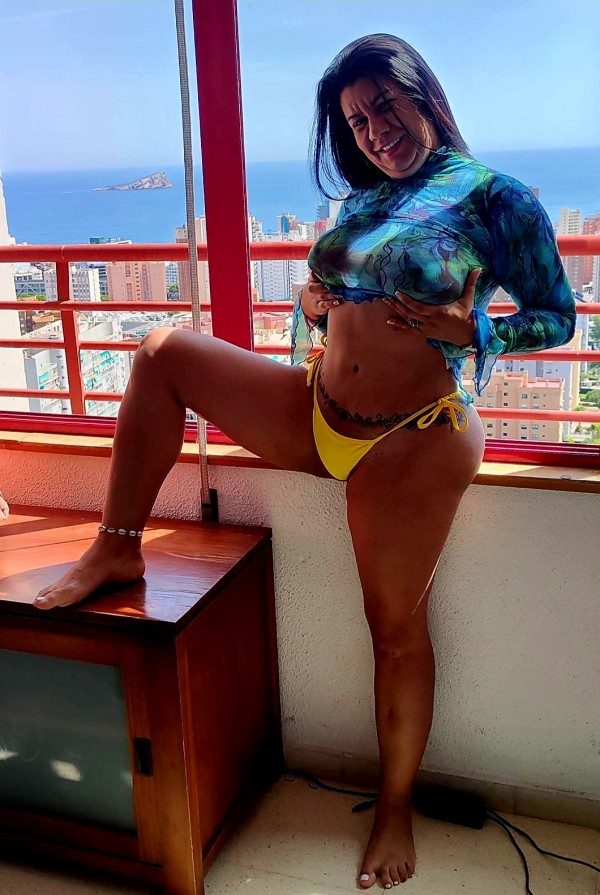 sexy y cariñosa