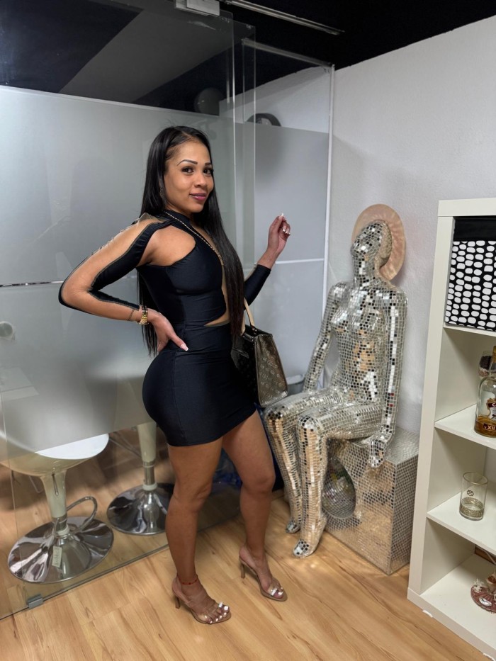 CULONA CACHONDA CON GANAS DE FOLLAR