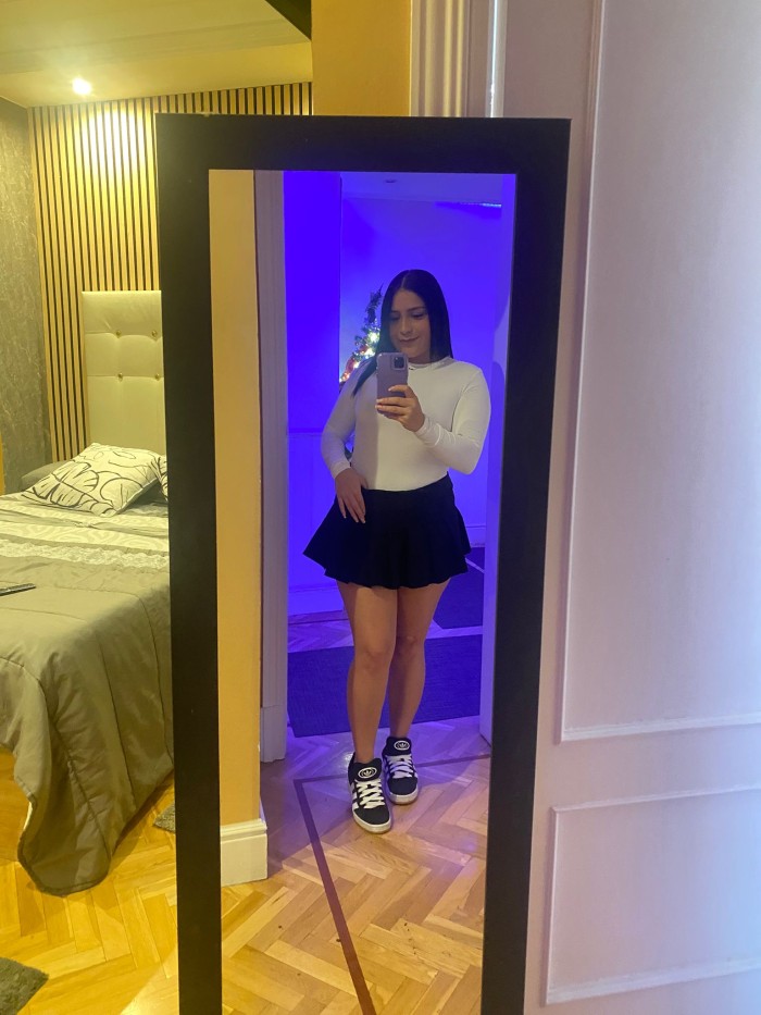 Niñata, pervertida, chupo y chupo sin parar