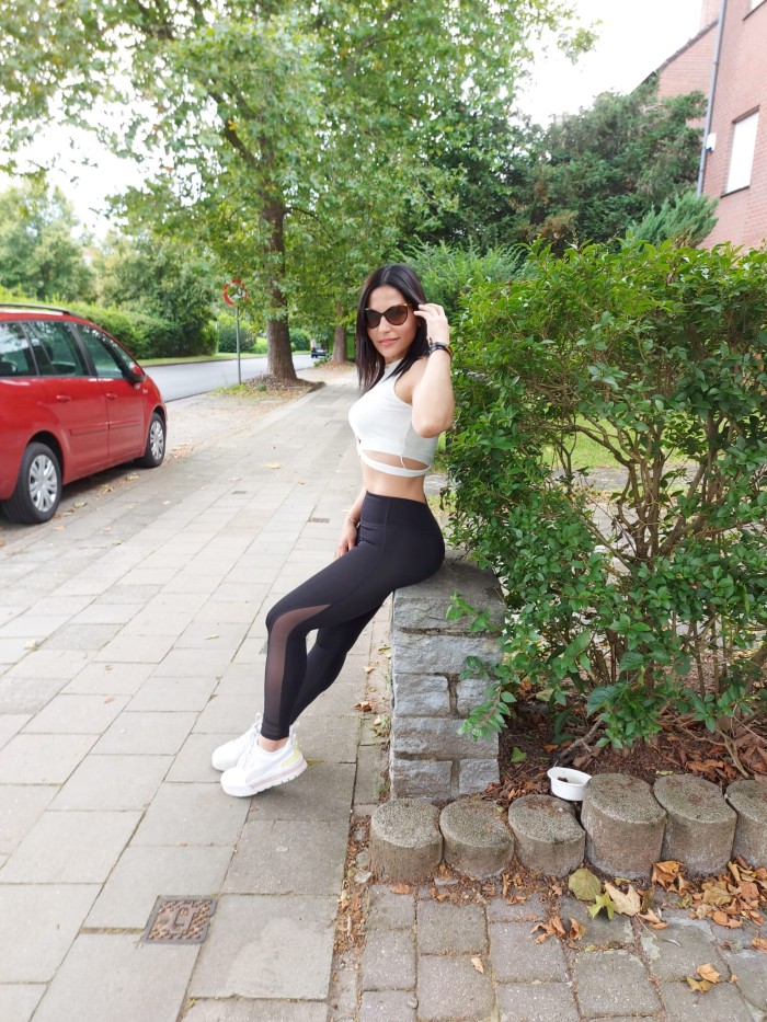 Veronica potente latina