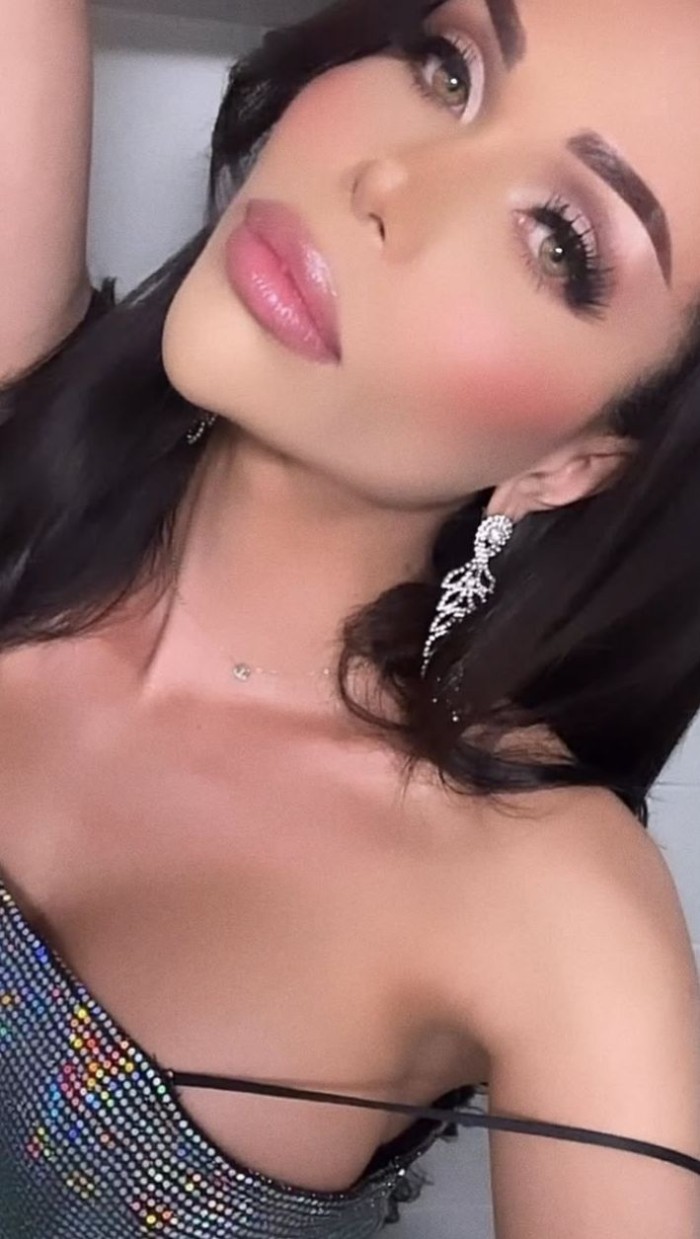 NOVEDAD BARBIE RUBI!! TOP TRANS FEMENINA ACTIVA FIESTERA DISCRETA ZARAGOZA