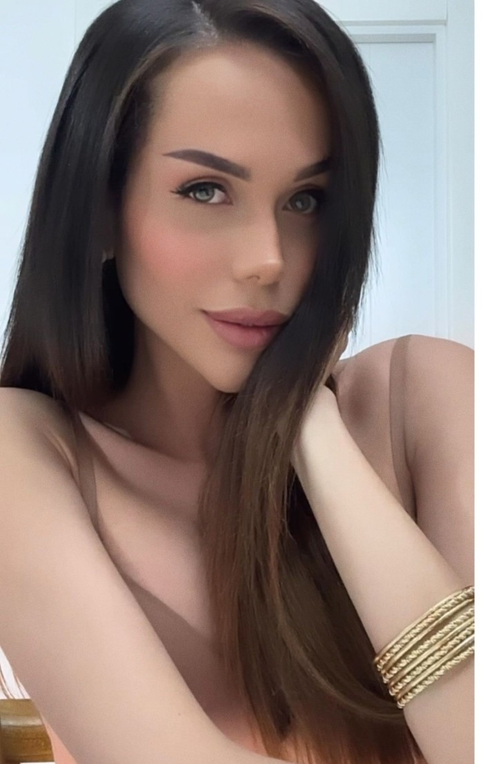 NOVEDAD BARBIE RUBI!! TOP TRANS FEMENINA ACTIVA FIESTERA DISCRETA ZARAGOZA