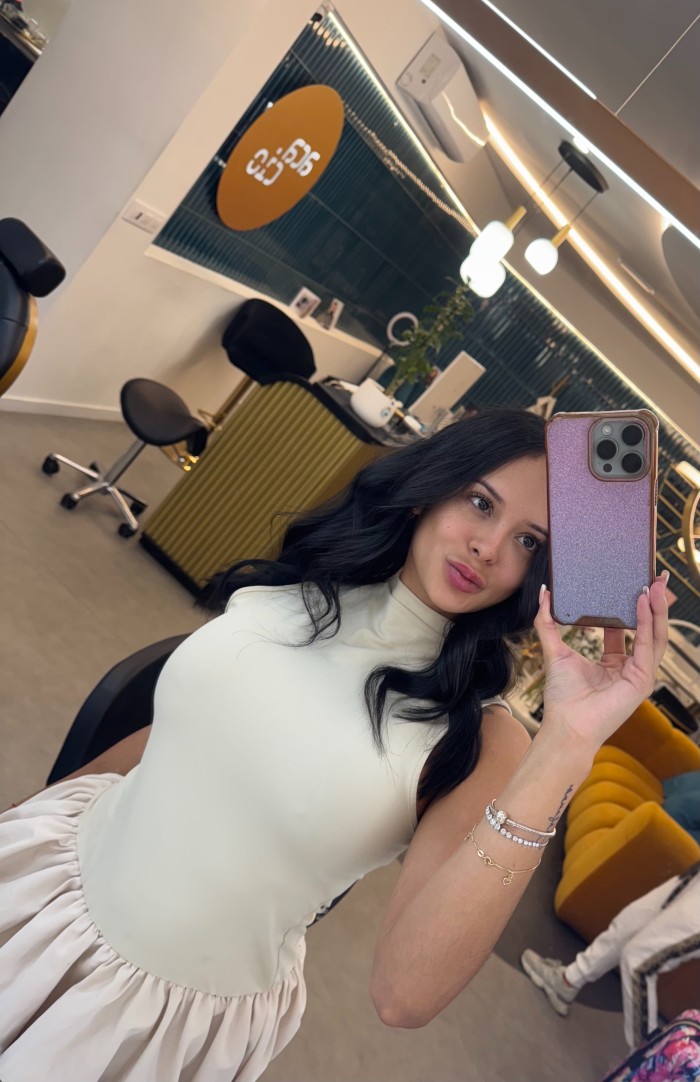 LA REINA DEL GRIEGO Y FRANCES ENSALIVADO