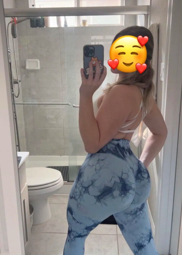 QUIERO FOLLAR MORBOSA, CÓRRETE EN MIS TETAS CHUPA