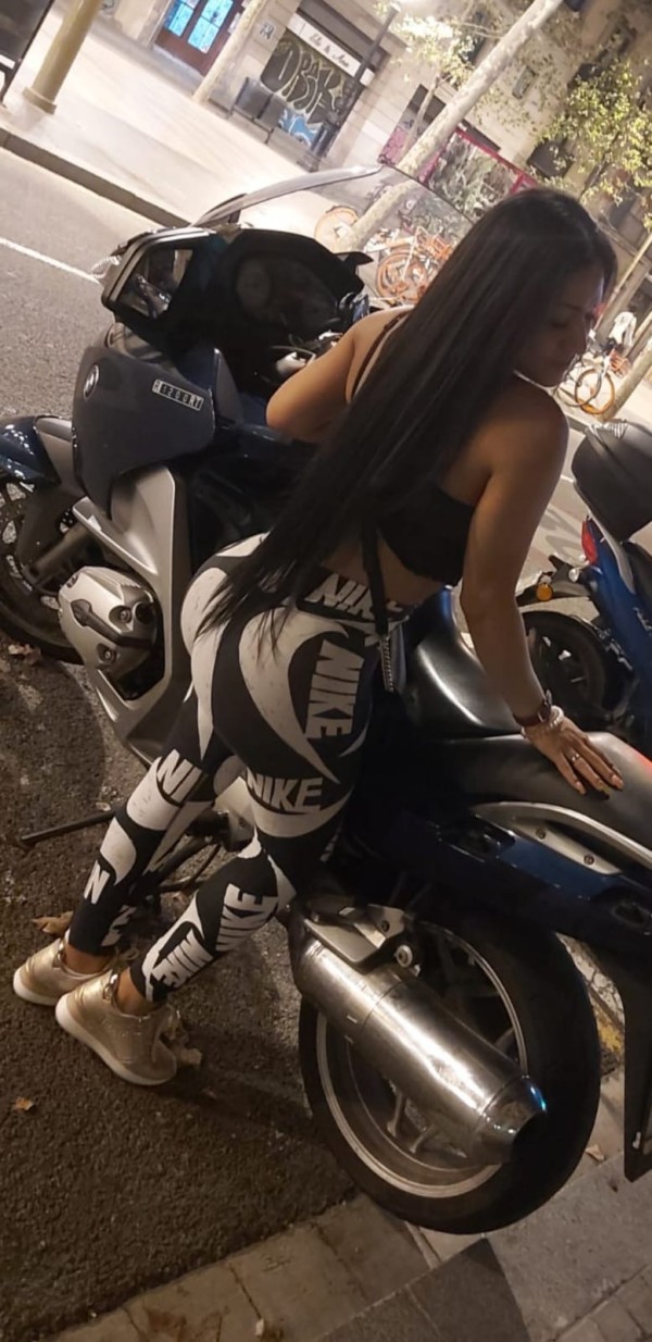 Tú diosa Colombiana  ful sexo a tope ……!