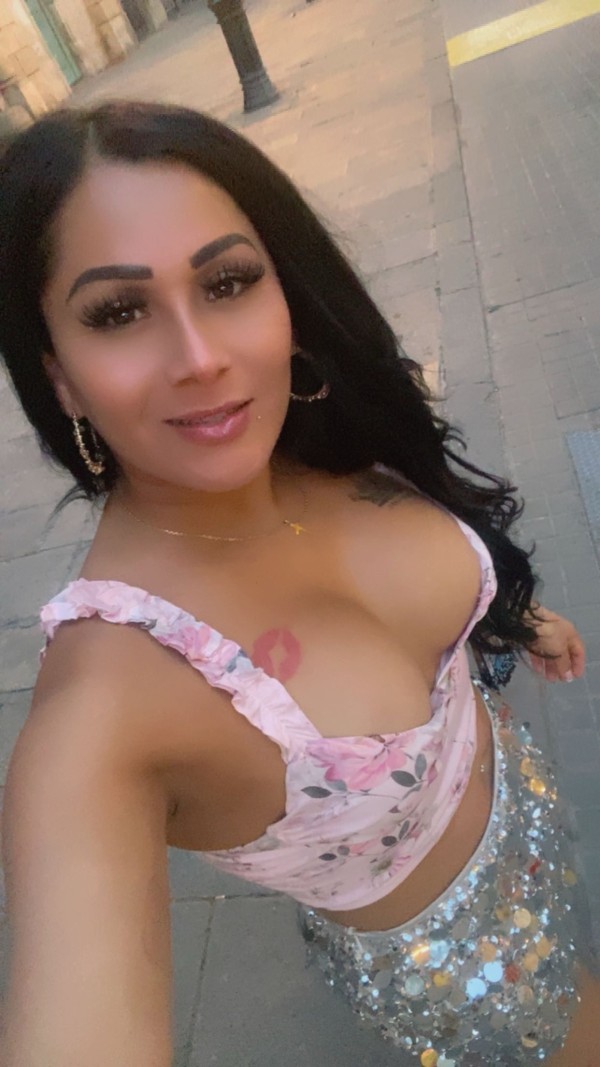 Tú diosa Colombiana  ful sexo a tope ……!