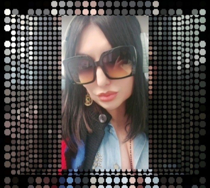 YENIFER,ESPAÑOLA MUY VICIOSA, BUENAS TETAS..