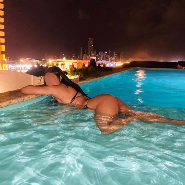 SEXY JOVENCITA RECIEN LLEGADA A MADRID