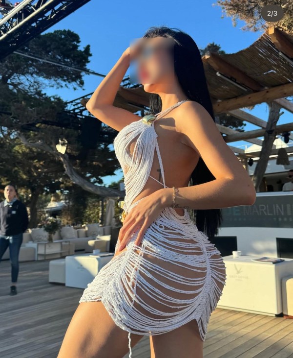 Jovencita recién llegada dulce y cariñosa