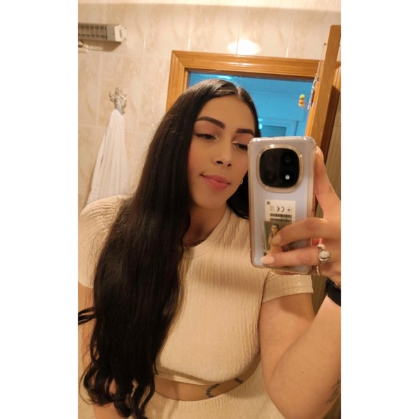 Soffia Preciosa Y Exclusiva Modelo Trans Colombiana De Paso!