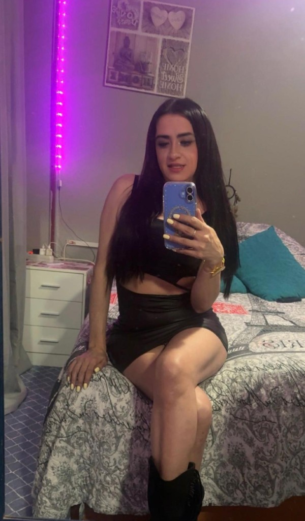 Lechera ven que te follo la boca