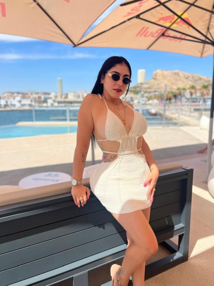 TE HARÉ UNA RICA MAMADA AL NATURAL