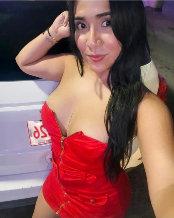 CANDENTE LATINA SEXY Y DIVERTIDA … VIA JULIA