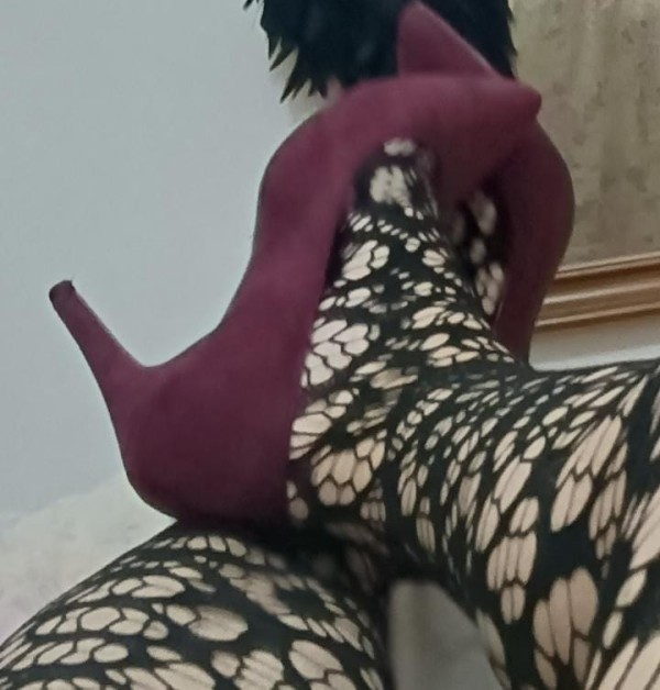 Domina madura muy autoritaria y morbosa