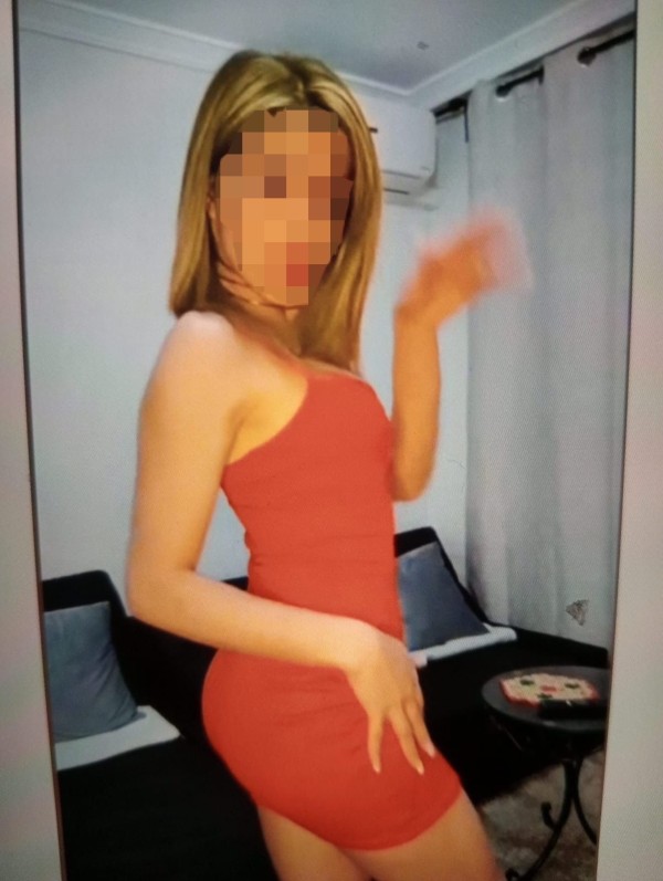 Jovencita recién llegada ala ciudad