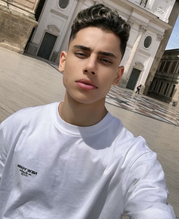 ANDRÉS EN ZARAGOZA PLAZA ECCE HOMMO CONÓCEME