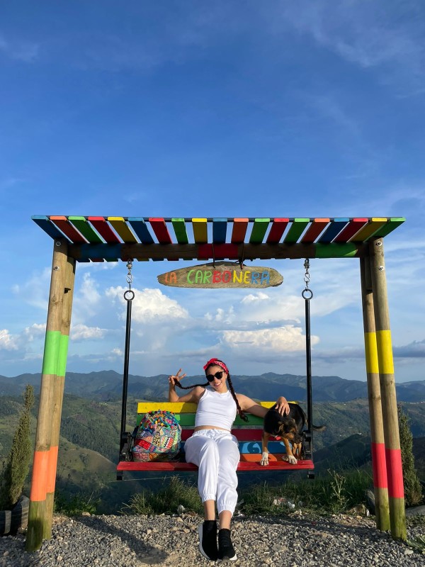 Manuela Por  primera vez en vitoria