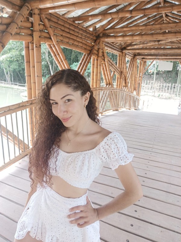 Manuela Por  primera vez en vitoria