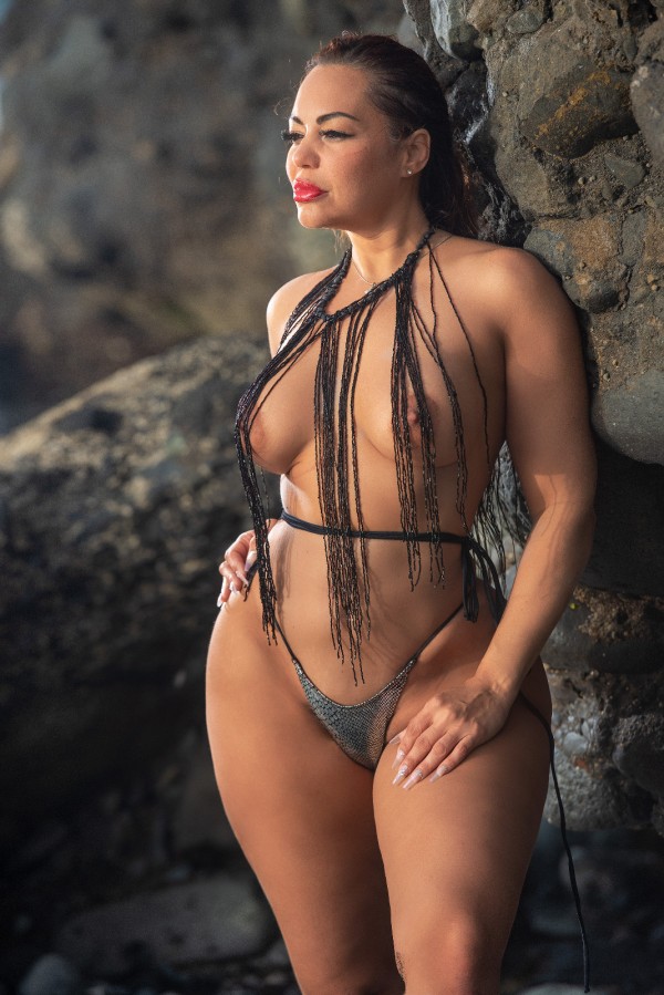 REAL BUSCANDO NUEVAS CONEXIONES_POCOS DIAS