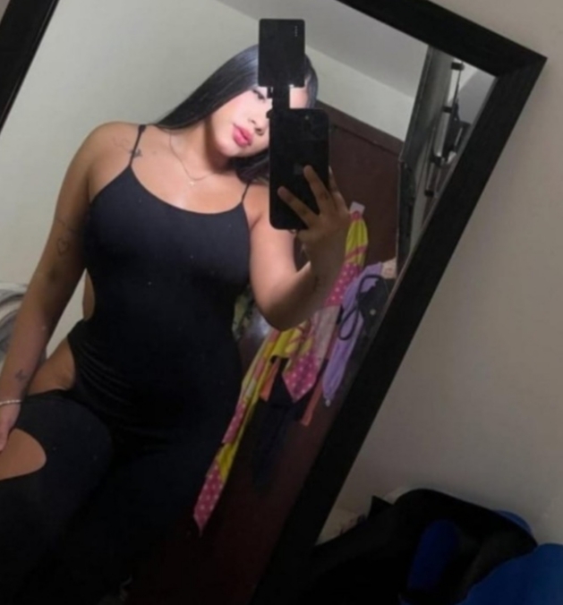 Trans ninfómana y experta en todo fiestera