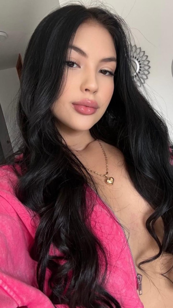 Soy Sabrina una lujuriosa joven colombiana