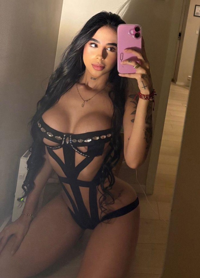 Morena muy solicitada NOVEDAD BRUNA