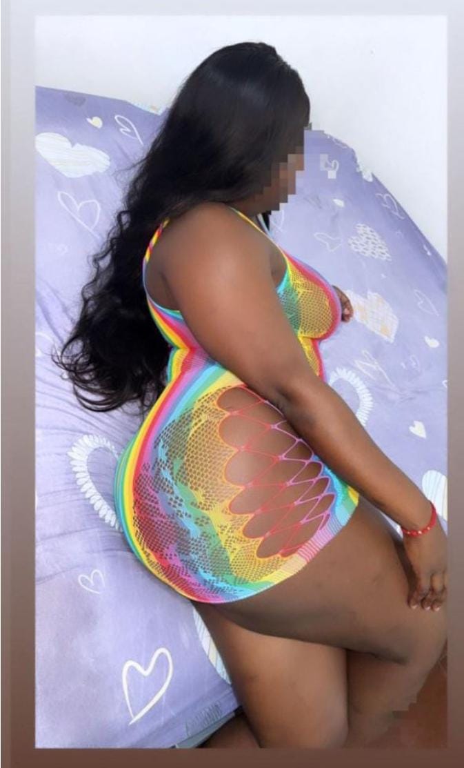 La Más Caliente Hago Salida