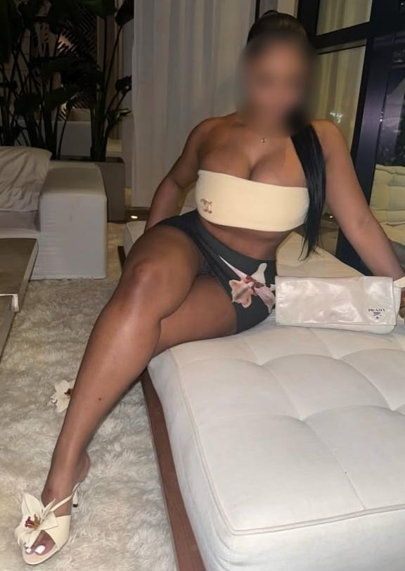 Colombiana muy sexy y decidida NOVEDAD