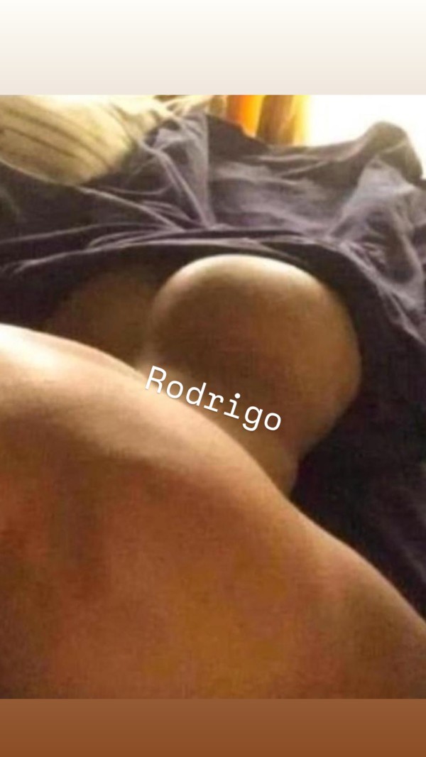 NOVEDAD EN VALLADOLID ,DISCRETO ,EXCLUSIVO,FIESTERO ,con PISO PRIVADO .