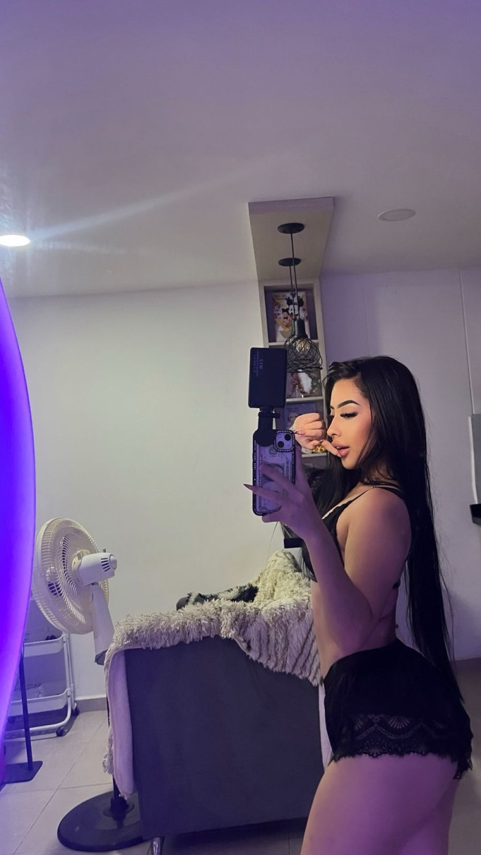 JESSICA ATREVIDA  EN GRANADA NOVEDAD