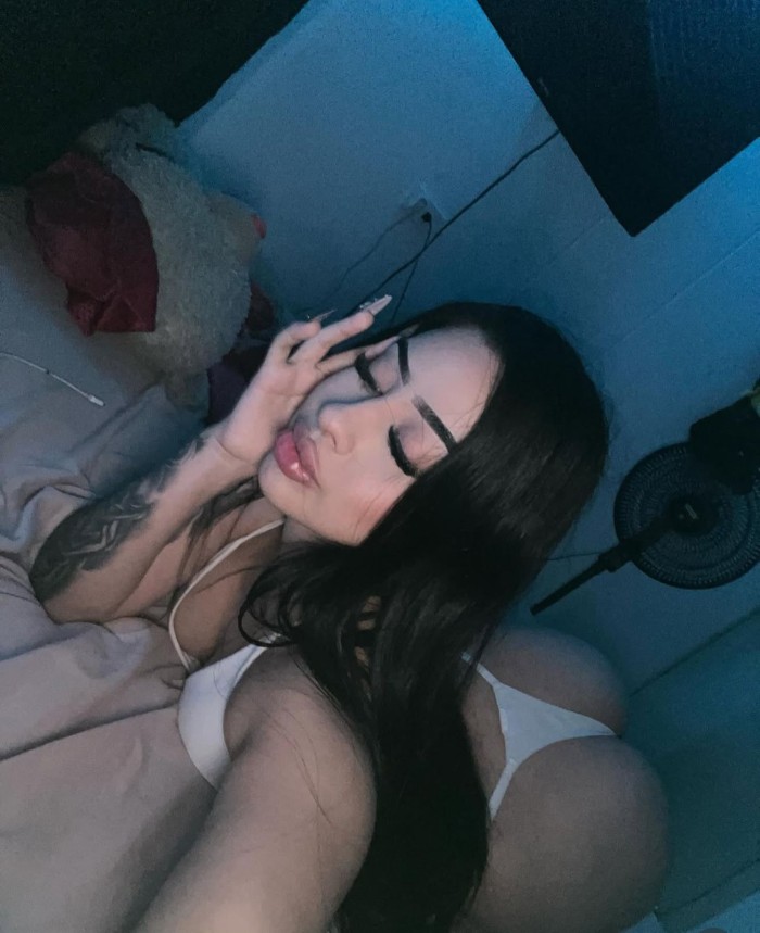 JESSICA ATREVIDA  EN GRANADA NOVEDAD