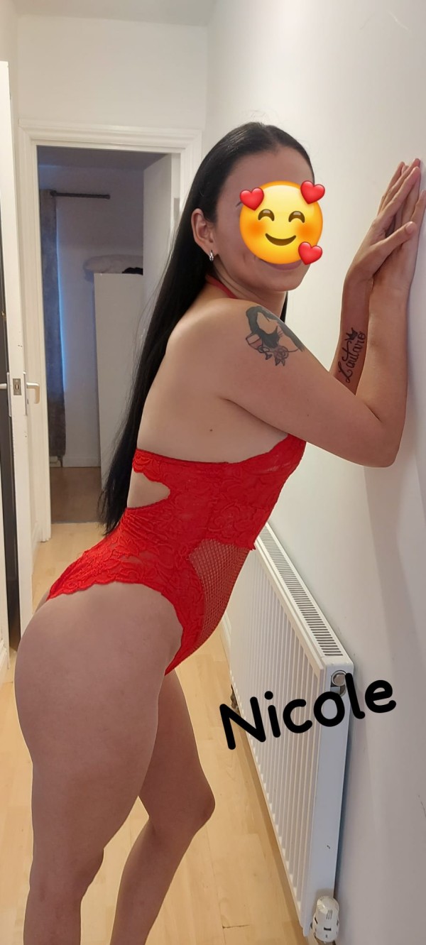 Chicas A entrenar 60 euros  un trío