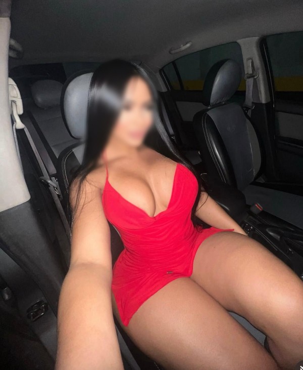 Bella colombiana fiestera simpática, enrolladas e implicada