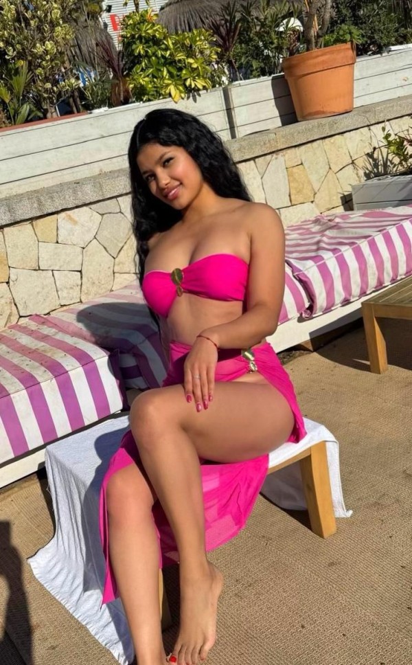 CATALINA. DAME RICO HASTA CORRERNOS, TE ENCANTARA’