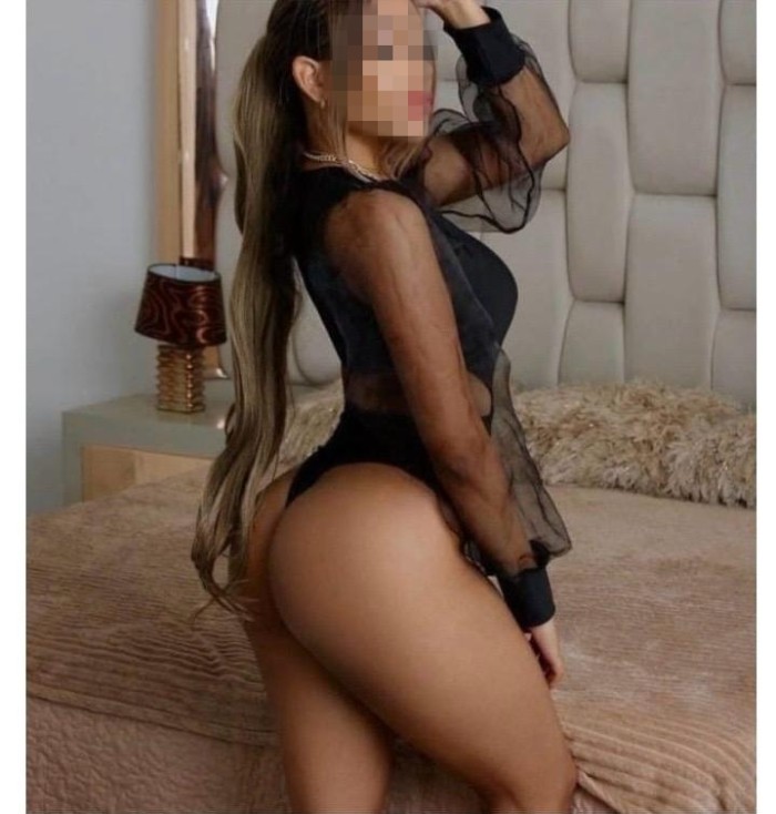 ASHLEY, CALIENTE, SENSUAL Y SEDUCTORA DAMA