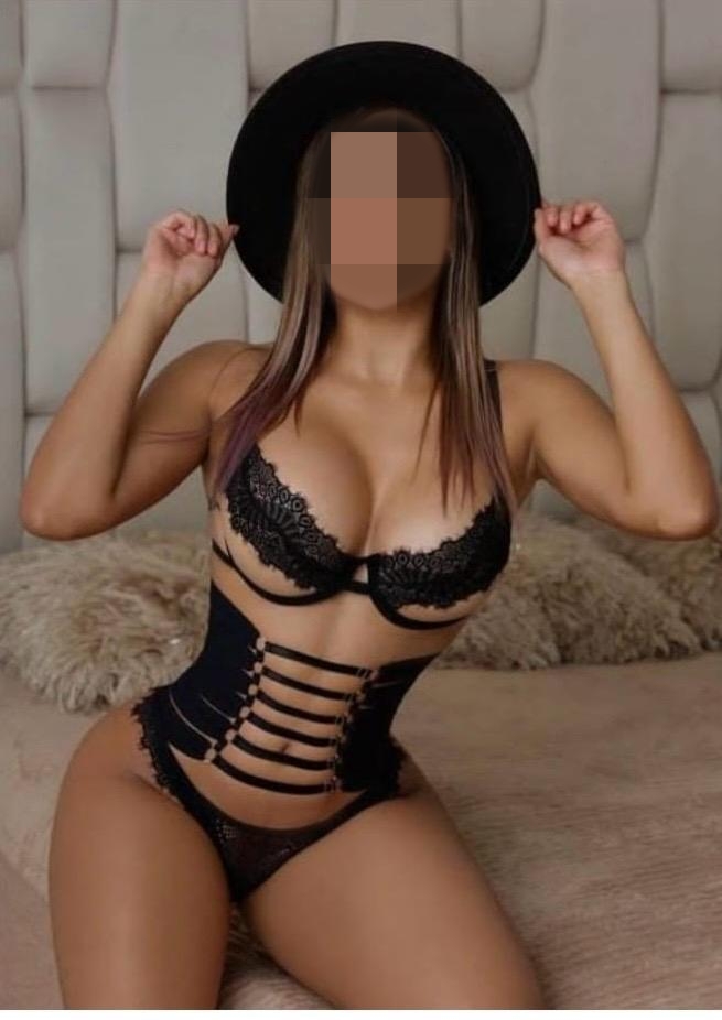 ASHLEY, CALIENTE, SENSUAL Y SEDUCTORA DAMA